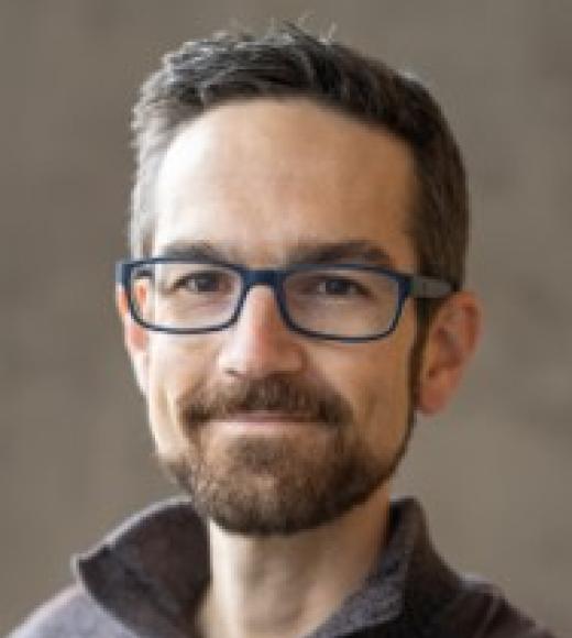 andrew gravelle portrait