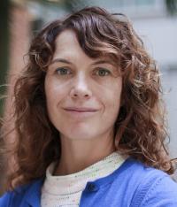 amy rowat portrait